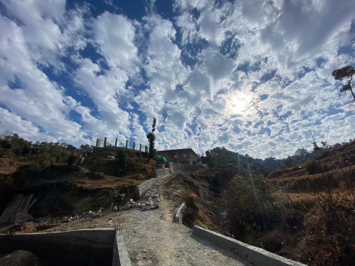 Brook Cottage Champawat Esterno foto