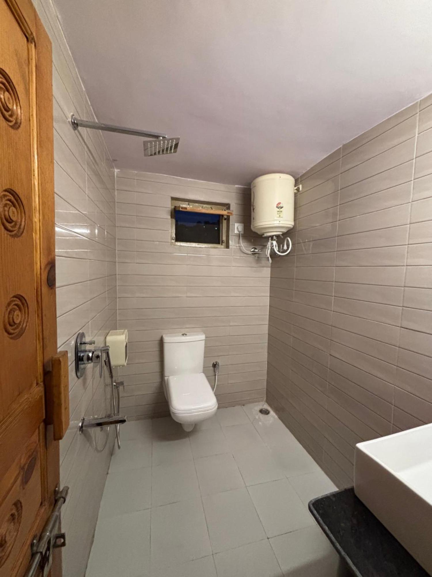Brook Cottage Champawat Esterno foto